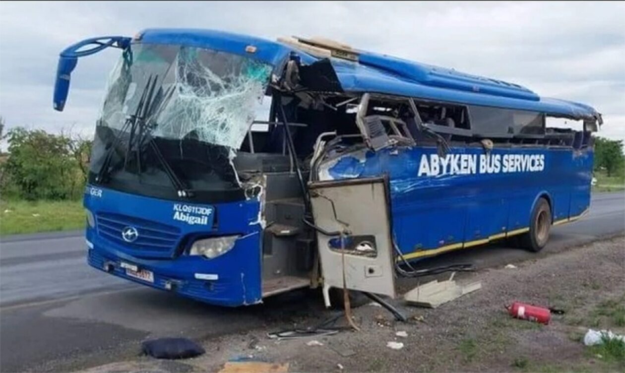 Ζάμπια: Τέσσερις νεκροί και 25 τραυματίες από τη σύγκρουση λεωφορείου με φορτηγό