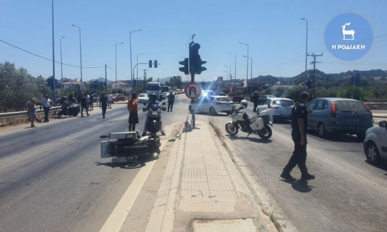 Ρόδος: Τροχαίο ατύχημα με τρεις τραυματίες κατά τη διάρκεια καταδίωξης – Αστυνομικός ο ένας (vid)