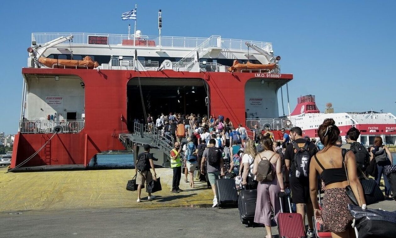Συνεχίζεται η μεγάλη έξοδος του καλοκαιριού – Στο 90% η πληρότητα στα νησιά τον Αύγουστο