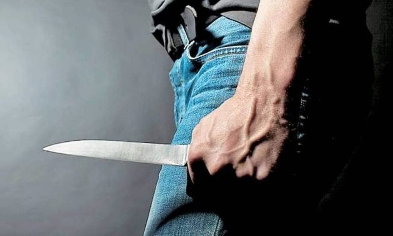 Λαμία: Στη φυλακή 29χρονος ληστής – «Μου έβαλε το μαχαίρι στο λαιμό και ζήτησε τα λεφτά»
