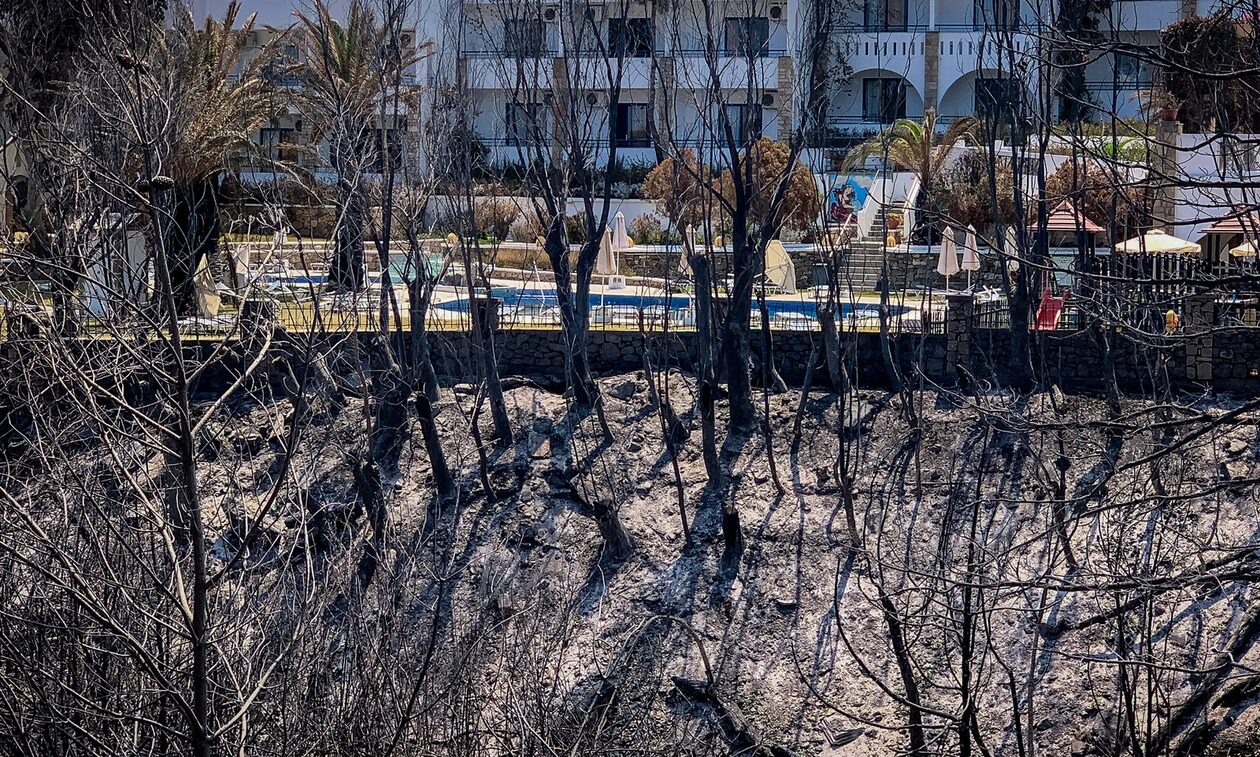 Φωτιά: Ήρθη η κατάσταση έκτακτης ανάγκης στο νησί