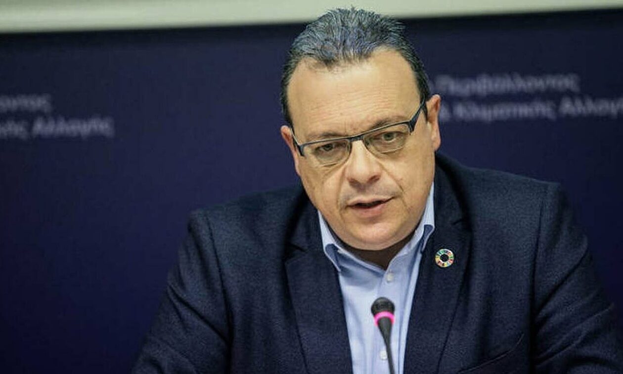 Φάμελλος: Ο ΣΥΡΙΖΑ-ΠΣ χρειάζεται επανεκκίνηση