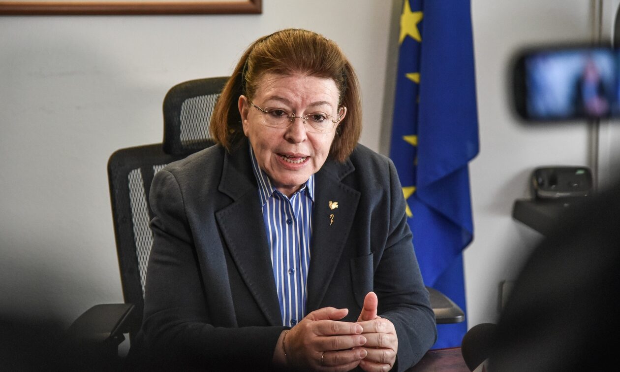 Λίνα Μενδώνη: Στο ναό της Αφαίας και στο Αρχαιολογικό Μουσείο της Κολώνας