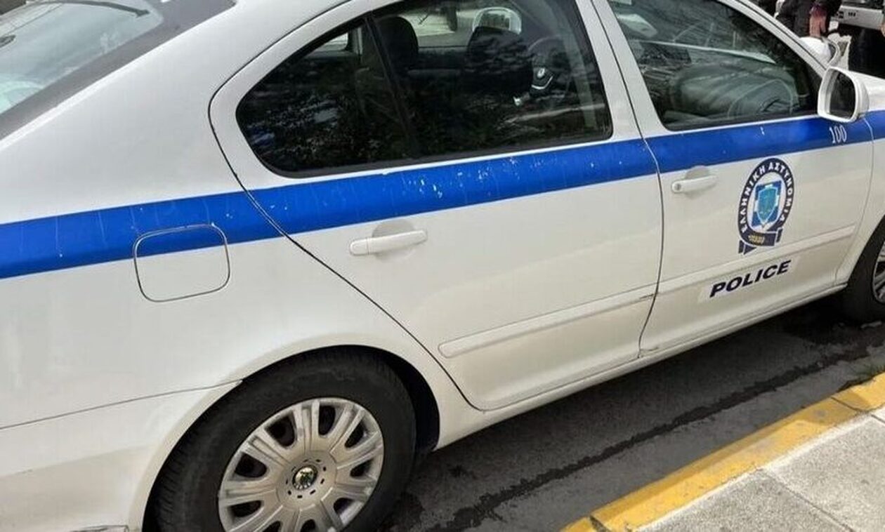 Χαλκιδική: Γυναίκα δέχθηκε επίθεση από κουκουλοφόρο ενώ τάιζε αδέσποτα