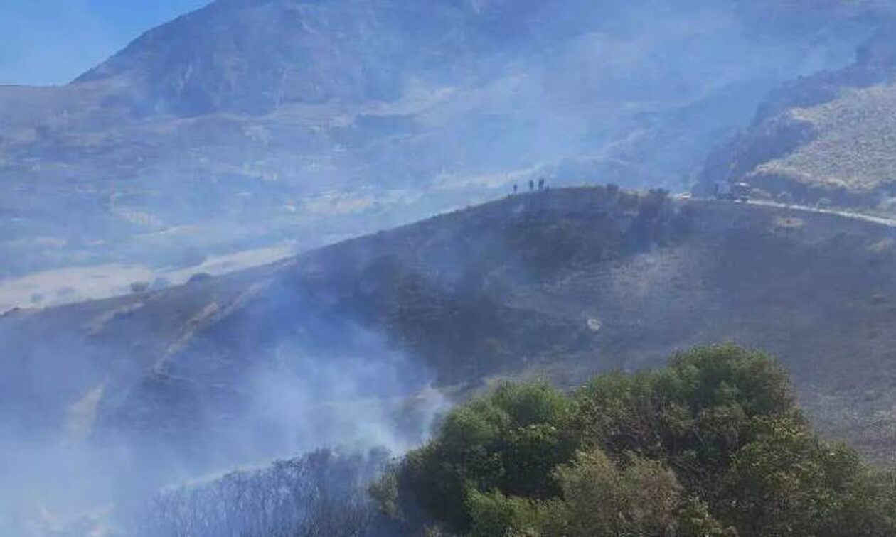 Υπό έλεγχο τέθηκε η φωτιά στον Κρουσώνα Ηρακλείου