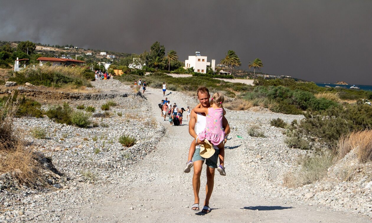 FAZ: Διακοπές στη Μεσόγειο με κάθε τίμημα;