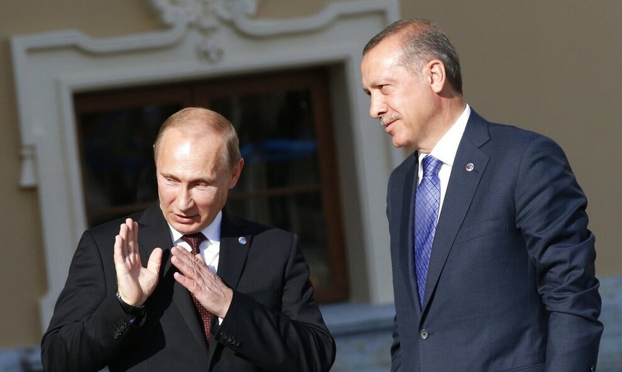 Ερντογάν σε Πούτιν: Θα συνεχίσω τις προσπάθειες για την αναβίωση της συμφωνίας για τα σιτηρά