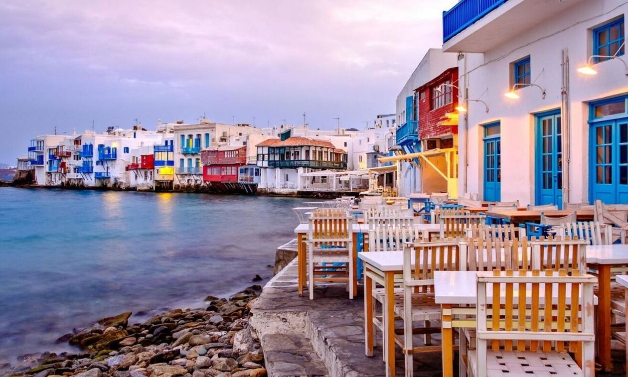 Εθνική Τράπεζα: Σε νέο ρεκόρ οδεύει ο ελληνικός τουρισμός παρά τις πιέσεις και την κλιματική αλλαγή