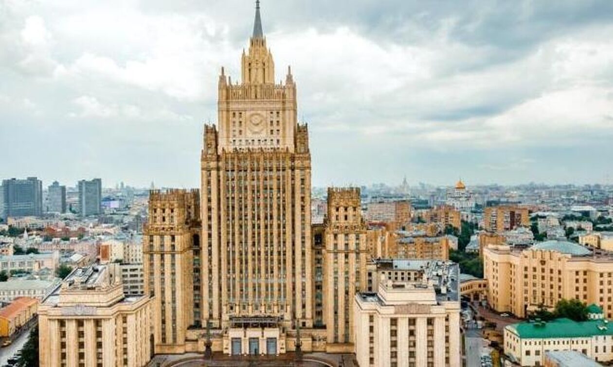 Η Ρωσία προσέθεσε τη Νορβηγία στον κατάλογο “μη φιλικών” χωρών προς τους διπλωμάτες της