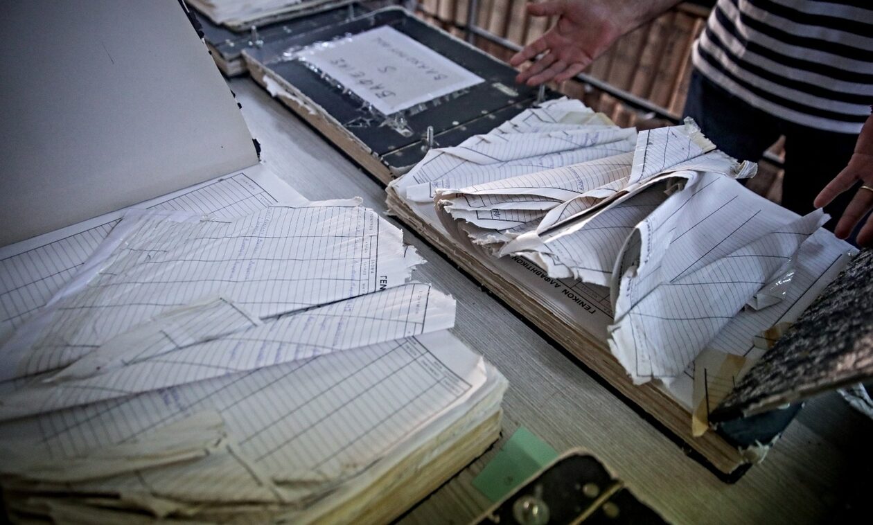 Κτηματολόγιο: Το σχέδιο για να σταματήσουν οι ουρές στον δρόμο