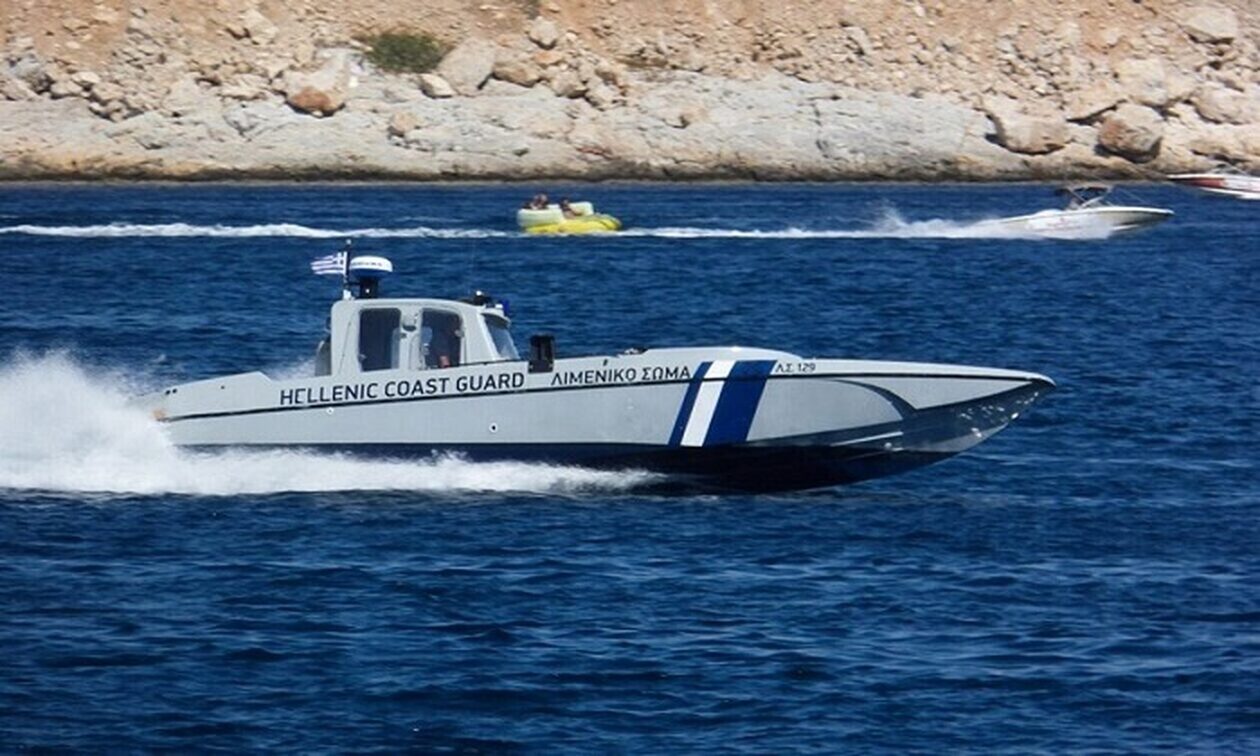 Εξάρθρωση κυκλώματος διακίνησης μεταναστών στην Κύμη – Βίντεο από την καταδίωξη