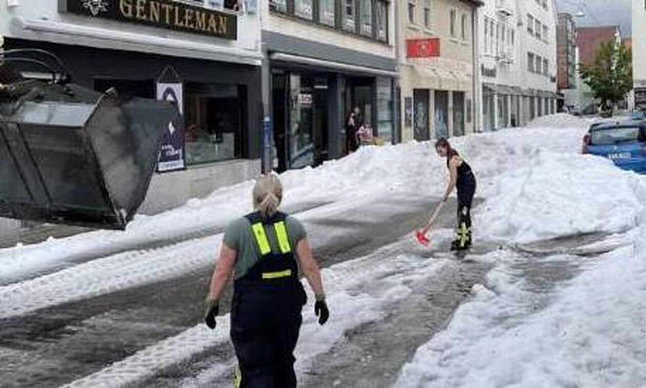 Βόρεια Ευρώπη: «Χειμώνας» μέσα στο καλοκαίρι – Εκχιονιστικά, χαλάζι και φονικές πλημμύρες