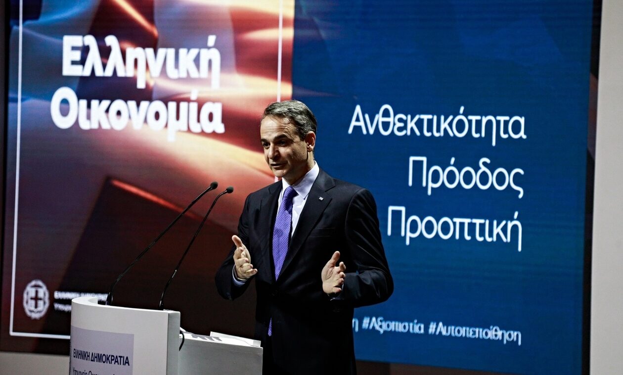 «Η Ελλάδα επέστρεψε στην ελίτ της επενδυτικής βαθμίδας», γράφει το Bloomberg