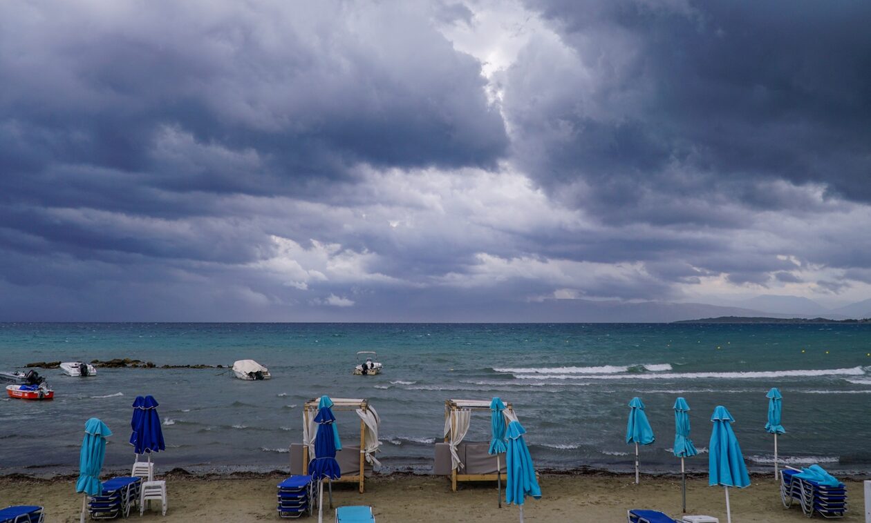 Κακοκαιρία Petar: Άρχισαν τα προβλήματα σε Κέρκυρα, Θεσπρωτία – Πώς θα κινηθούν τα έντονα φαινόμενα