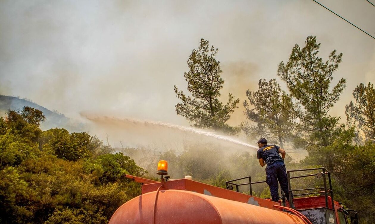 Καβάλα: «Παραλογισμός» – Υδροφόρες του Δήμου πήγαν σε κατάσβεση και πλήρωσαν διόδια