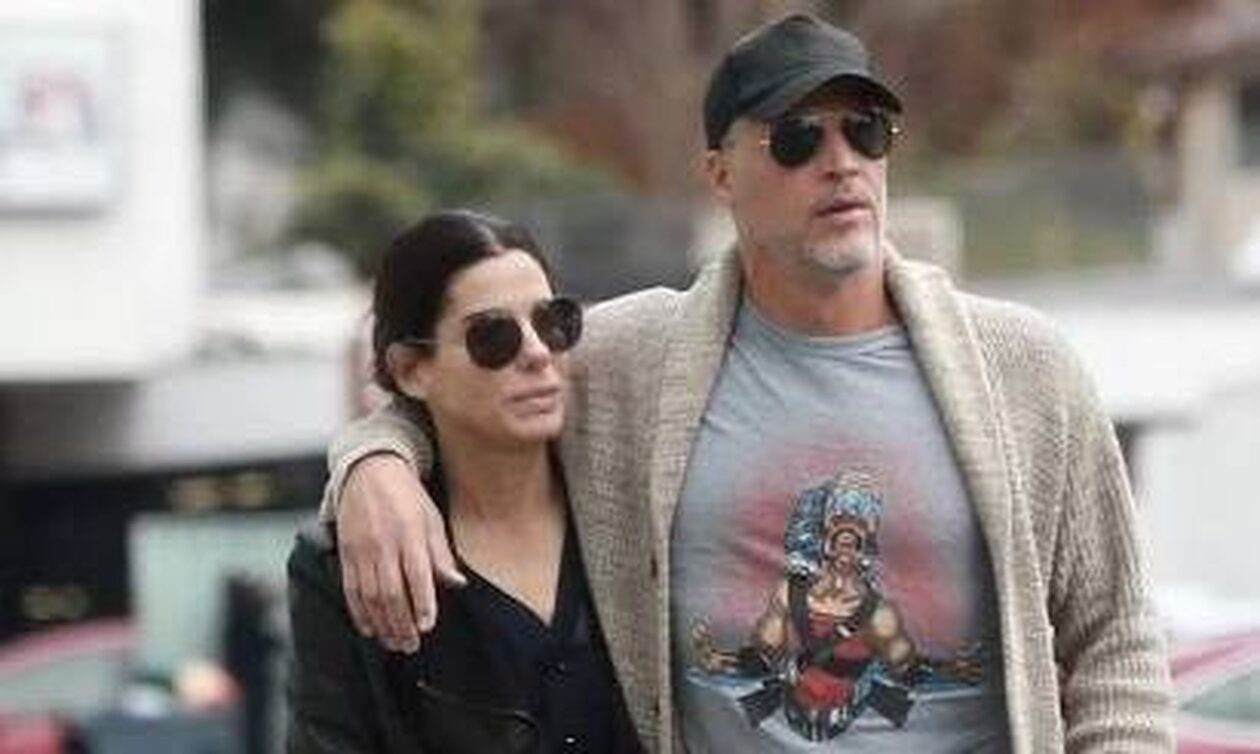 Σάντρα Μπούλοκ: Ο θρήνος για την «αγάπη της ζωής» της και η κρυφή μάχη – Τον αποκαλούσε «άγιο»