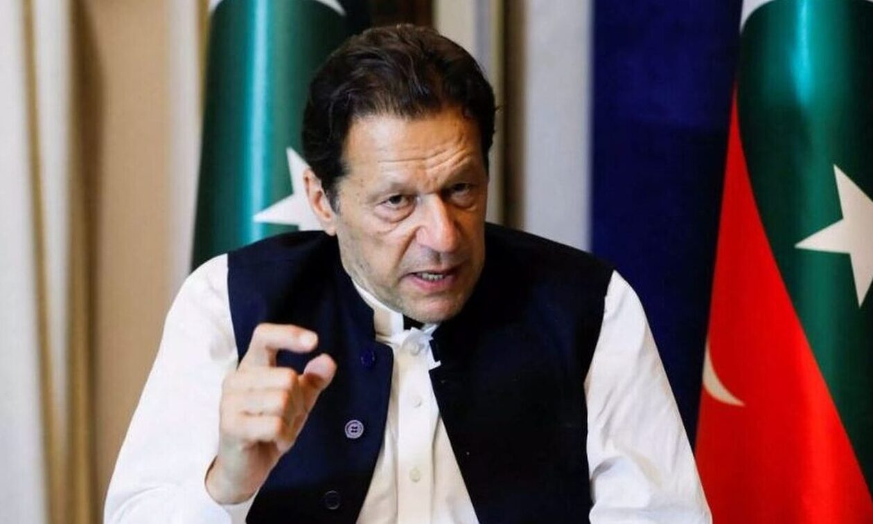 Πακιστάν: Στέρηση πολιτικών δικαιωμάτων για πέντε χρόνια στον Ιμράν Χαν