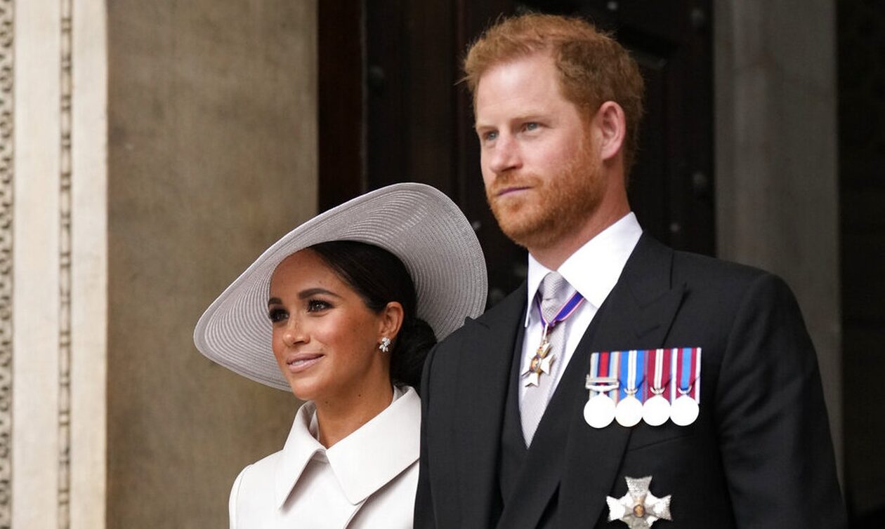 Μπάκιγχαμ: Αφαίρεσαν «αθόρυβα» τον τίτλο του πρίγκιπα Χάρι από την επίσημη ιστοσελίδα