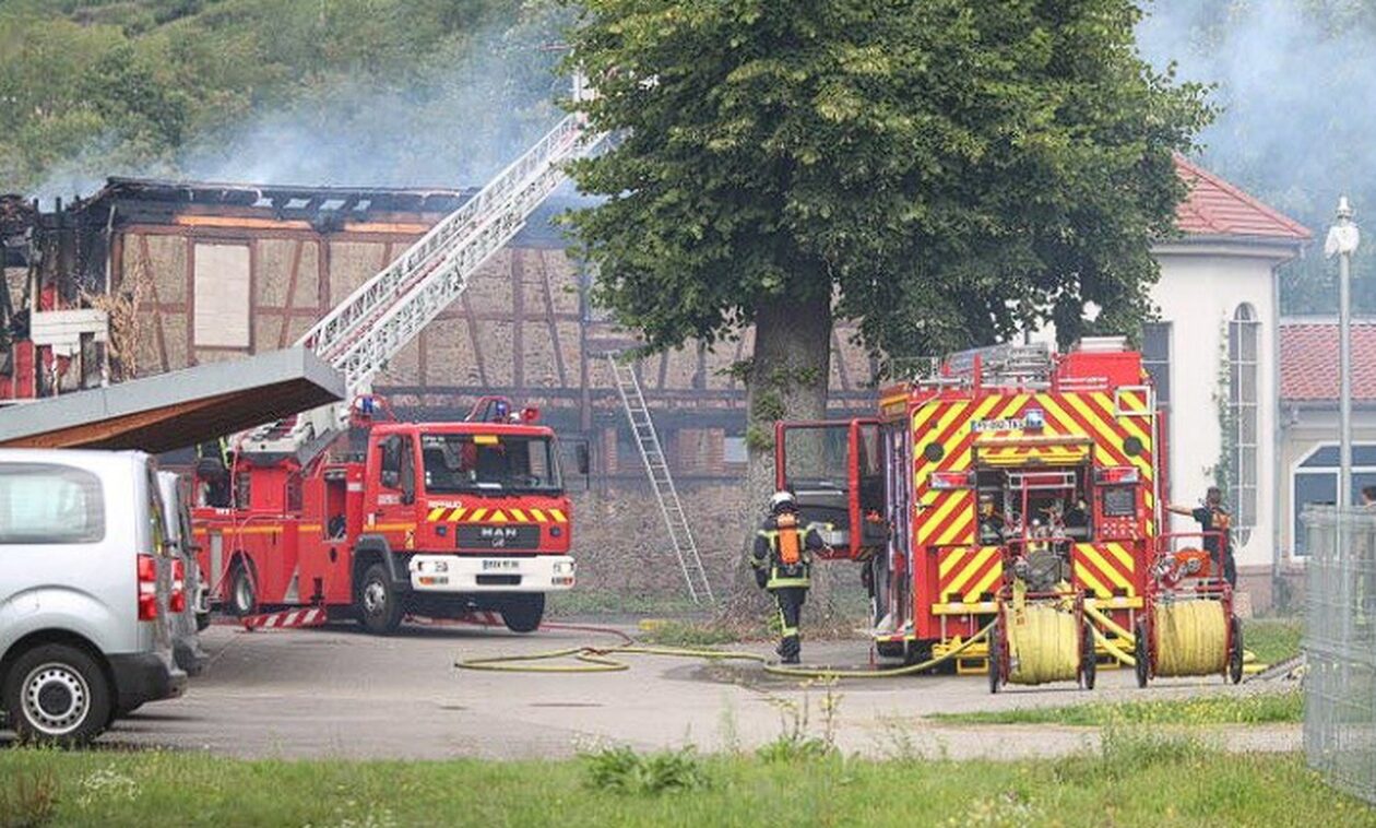 Τραγωδία στη Γαλλία: Τουλάχιστον εννέα νεκροί μετά τη φωτιά σε εξοχική κατοικία