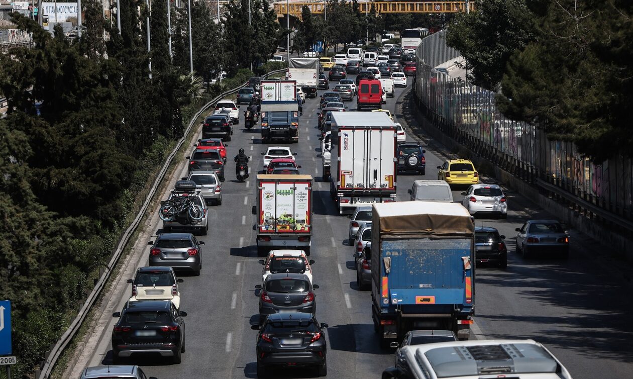 Δεκαπενταύγουστος: Απαγόρευση κυκλοφορίας των φορτηγών αυτοκινήτων – Τι ισχύει