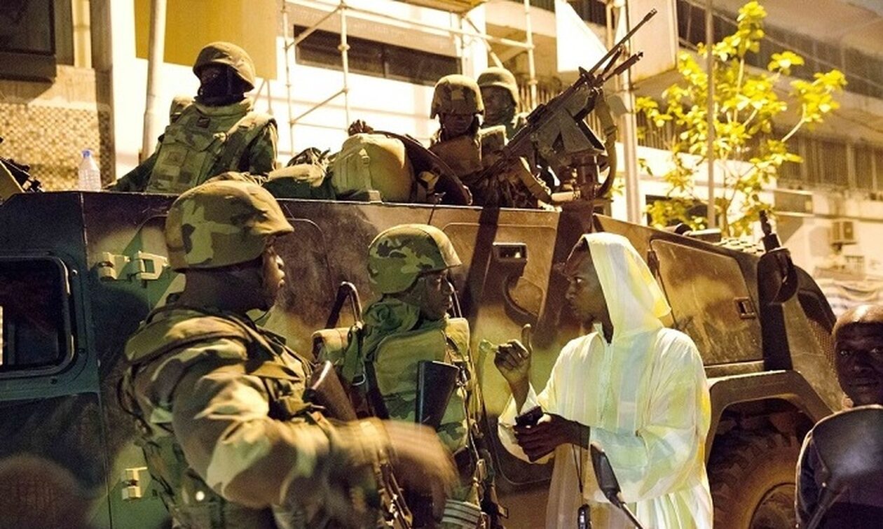 H Γαλλία «στηρίζει πλήρως» ενδεχόμενη στρατιωτική επιλογή στον Νίγηρα