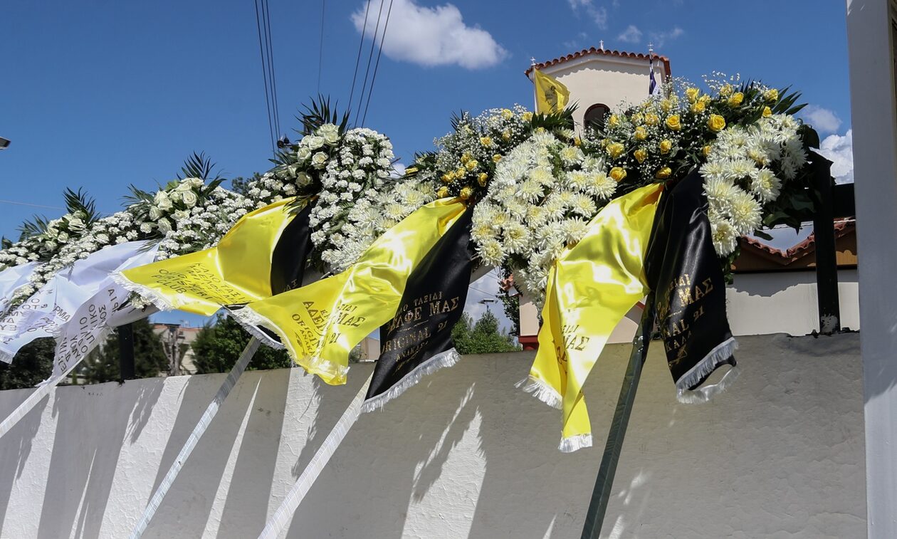 Μιχάλης Κατσουρής: Αυτή την ώρα το τελευταίο αντίο στον 29χρονο που δολοφονήθηκε στη Νέα Φιλαδέλφεια