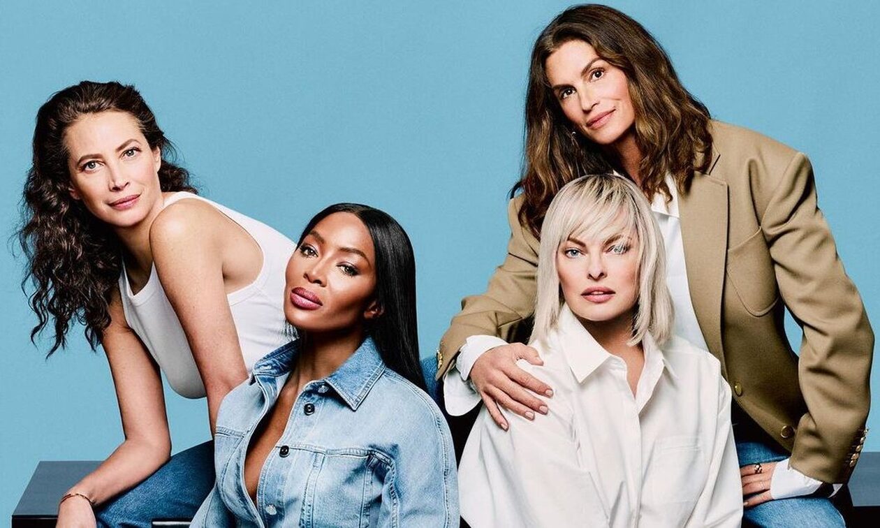 Σίντι Κρόφορντ, Λίντα Εβανγκελίστα, Ναόμι Κάμπελ και Κρίστι Τέρλινγκον στο εξώφυλλο της Vogue