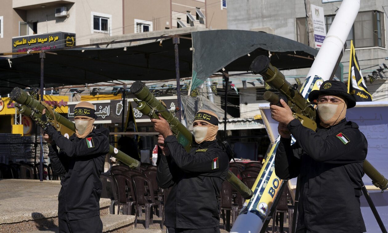 Συρία: Στους 33 οι νεκροί από την επίθεση του Ισλαμικού Κράτους στο Ντέιρ Εζόρ
