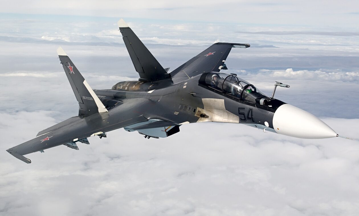 Ρωσία: Συντριβή μαχητικού Su-30 σε εκπαιδευτική πτήση στο Καλίνινγκραντ – Νεκροί δύο πιλότοι