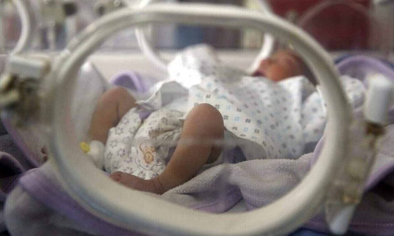 Χανιά: Σοκαριστικές μαρτυρίες για το κύκλωμα παράνομων υιοθεσιών – Τουλάχιστον 300 τα θύματα