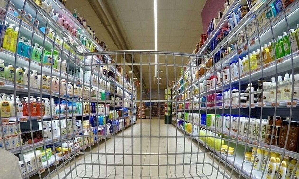Μέτρα στήριξης: Πότε θα πληρωθούν Market Pass και Youth Pass – Οι δικαιούχοι