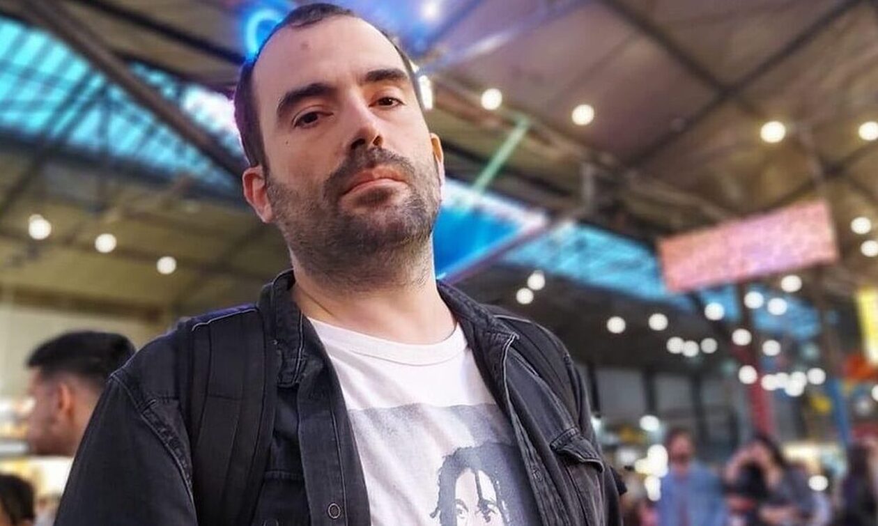 Αντώνης Χρυσουλάκης: Ποιος ήταν ο δημοσιογράφος που κάηκε στη φωτιά