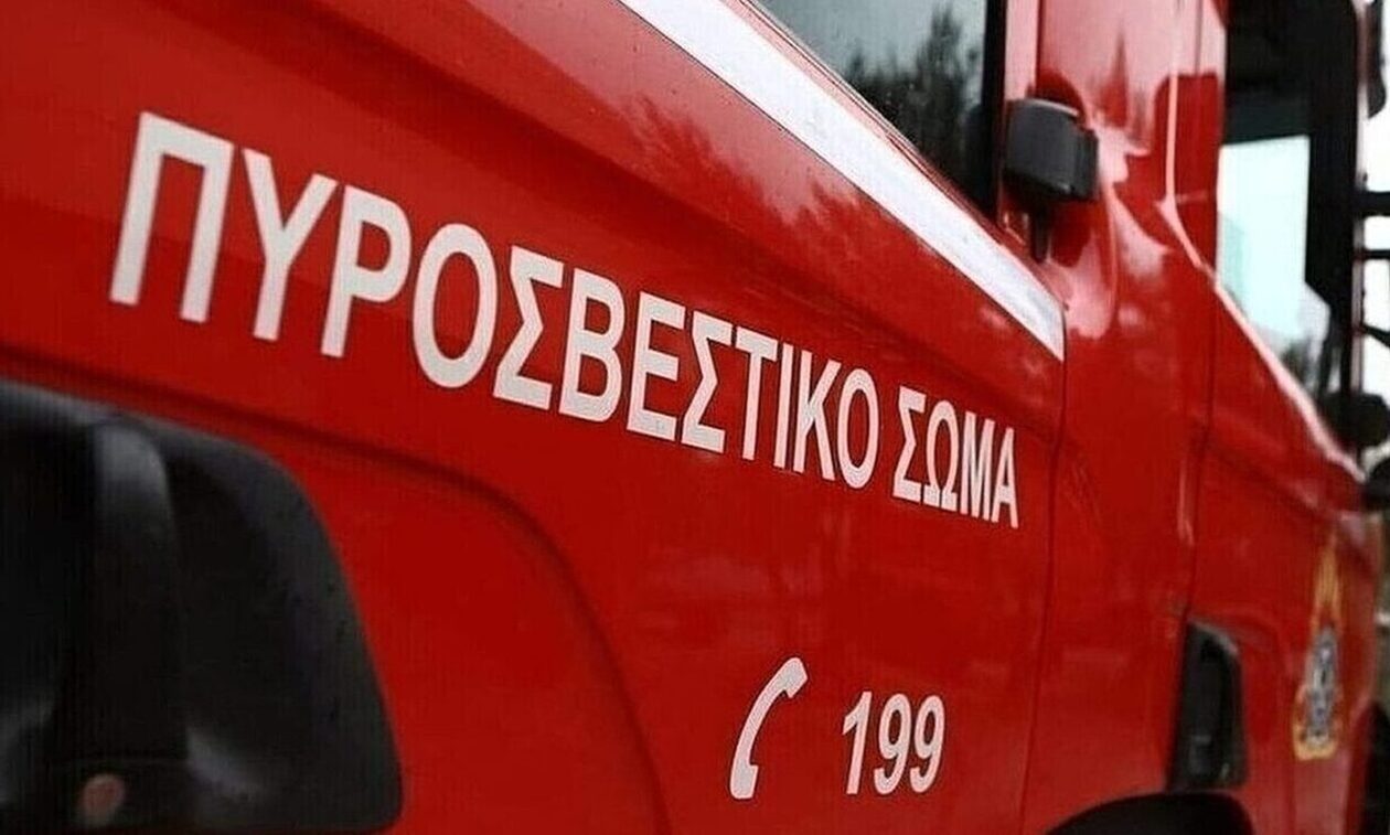 Θεσσαλονίκη: Αυτοκίνητο πήρε φωτιά εν κινήσει – Πώς γλίτωσε ο οδηγός