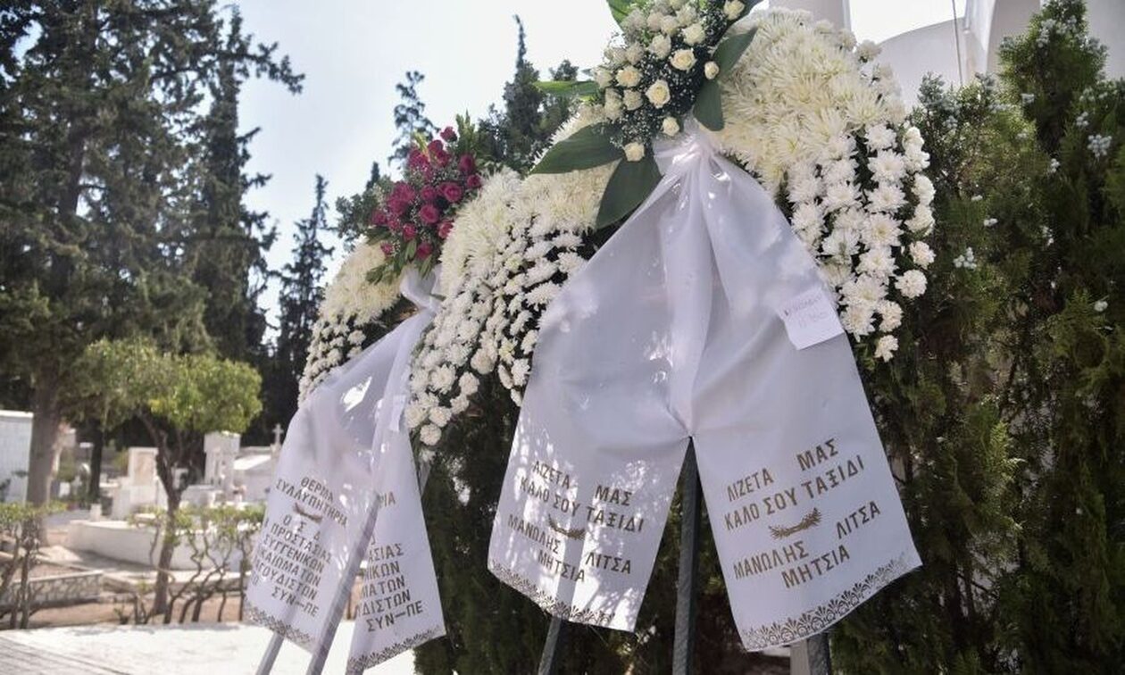 Λιζέτα Νικολάου: «Βαρύ» το κλίμα στην κηδεία της – Ο συγκινητικός αποχαιρετισμός του Γιώργου Λιάνη