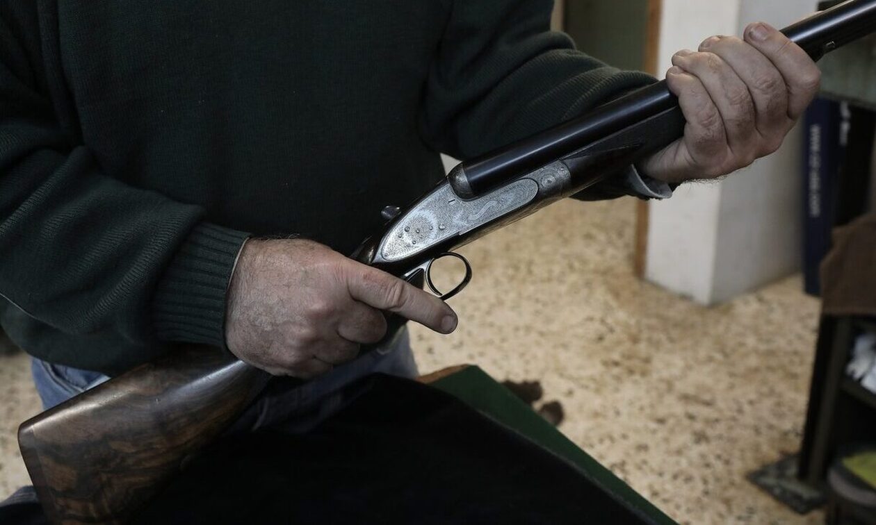 Έγκλημα στην Ευρυτανία: Μέσα από το παράθυρο πυροβόλησε τον αδελφό του – Πώς έγινε η δολοφονία