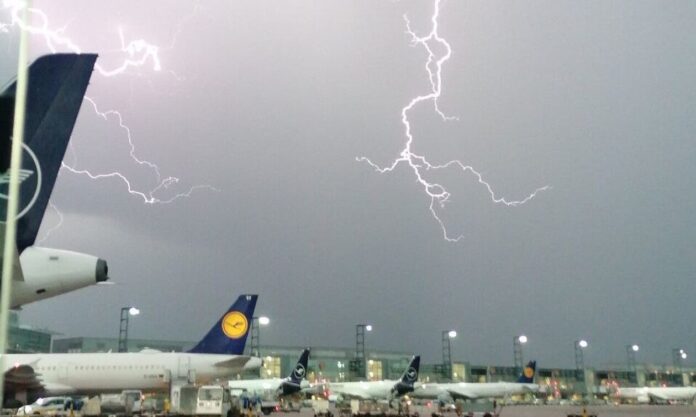 1459109-frankfurt-airport.jpg