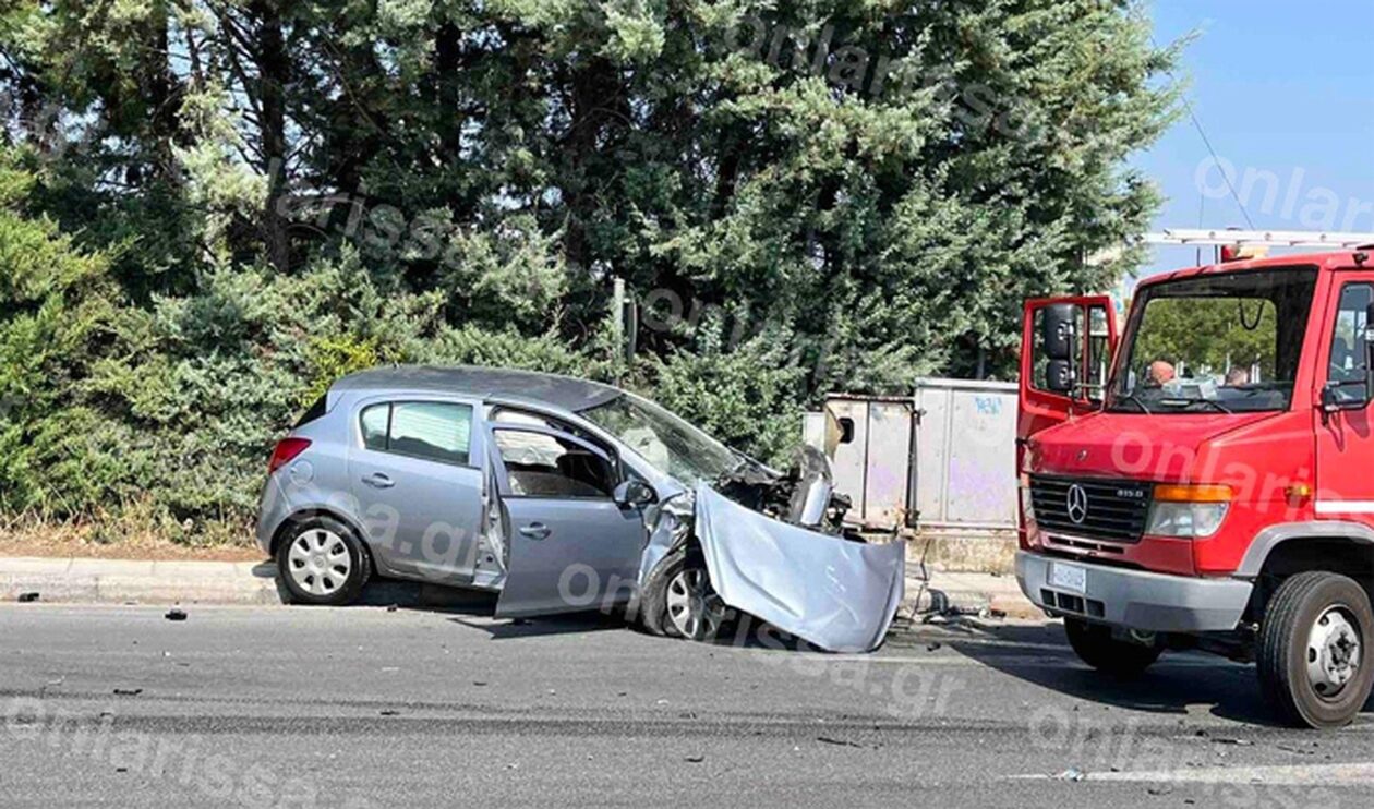 Σύγκρουση  αυτοκινήτων στη Λάρισα: Ένας σοβαρά τραυματίας με πολλαπλά κατάγματα
