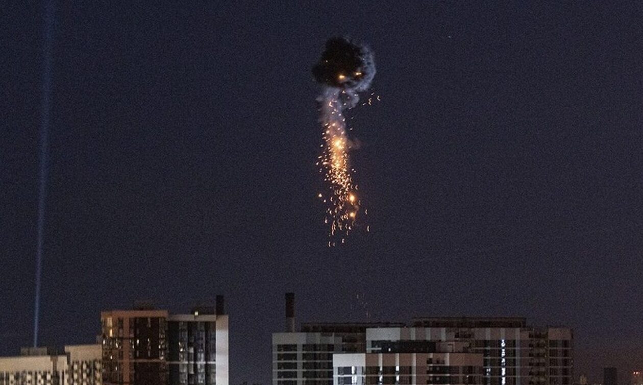 Ρωσία: Ουκρανικό drone καταρρίπτεται στη Μόσχα (Βίντεο)