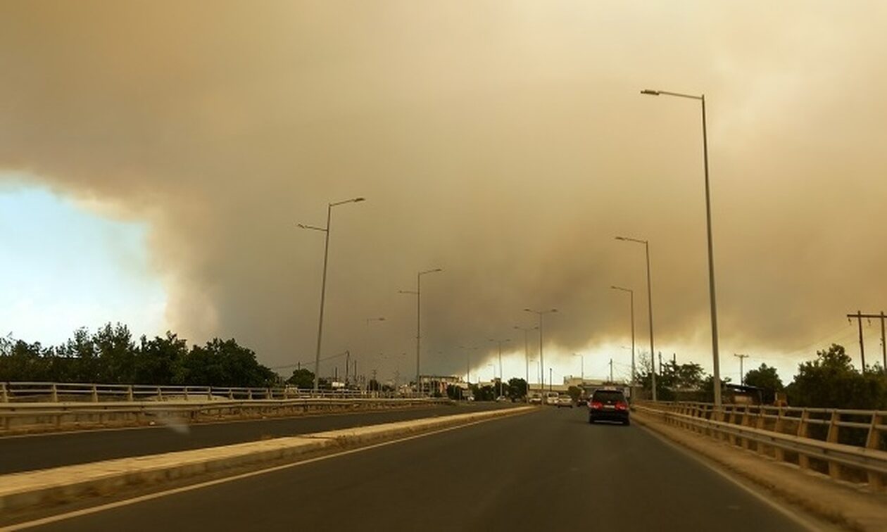 Φωτιά στην Αλεξανδρούπολη: Νύχτα τρόμου με αναζωπυρώσεις, διάσπαρτα μέτωπα και πολλά μποφόρ