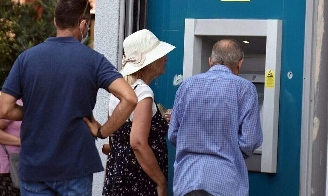 Πότε θα πληρωθούν οι κύριες και επικουρικές συντάξεις Αυγούστου