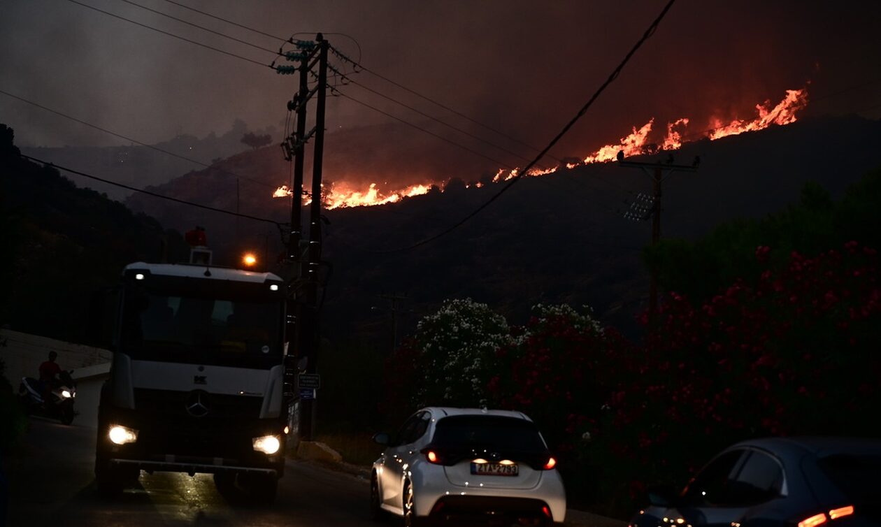 Φωτιά στην Πάρνηθα: Νέες κυκλοφοριακές ρυθμίσεις στη περιοχή της Φυλής