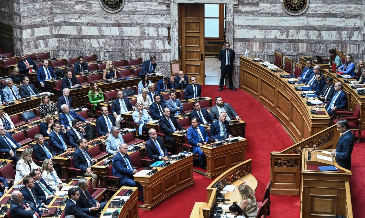 Μετωπική στην Βουλή την ερχόμενη εβδομάδα για τις φωτιές