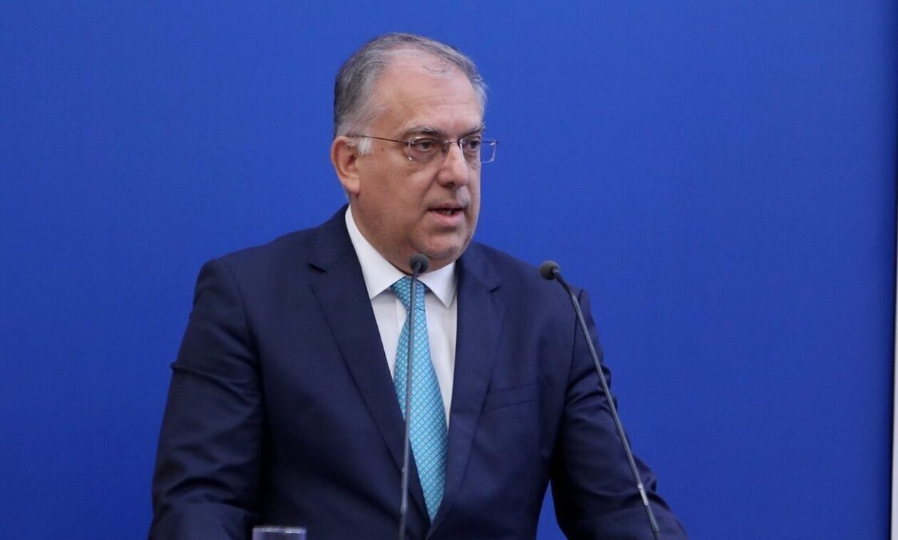 Τάκης Θεοδωρικάκος: Οργή για συκοφαντικά δημοσιεύματα – «Ντροπή, θα κινηθώ νομικά»