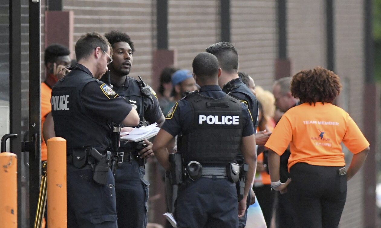 Καλιφόρνια: Συνταξιούχος αστυνομικός προσπάθησε να σκοτώσει τη σύζυγό του – Πυροβόλησε τρεις ακόμα