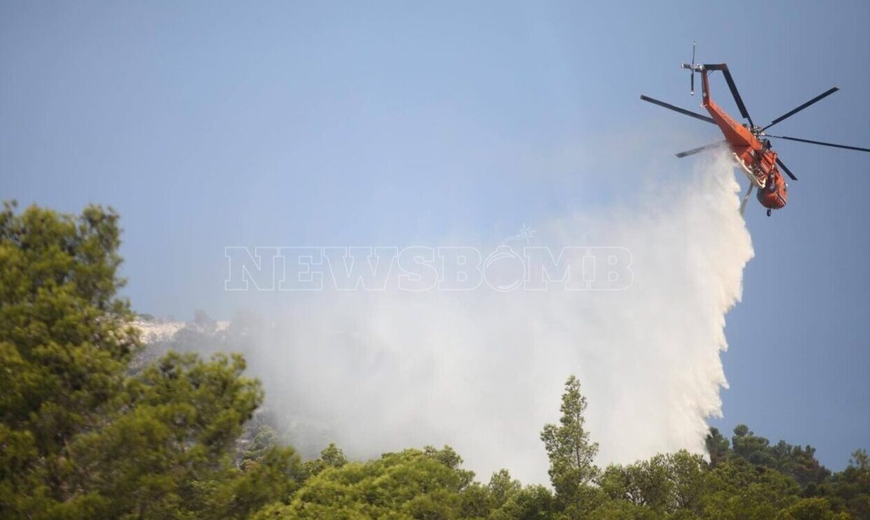 Φωτιά στη Φυλή: Αναζωπύρωση στο Φρούριο