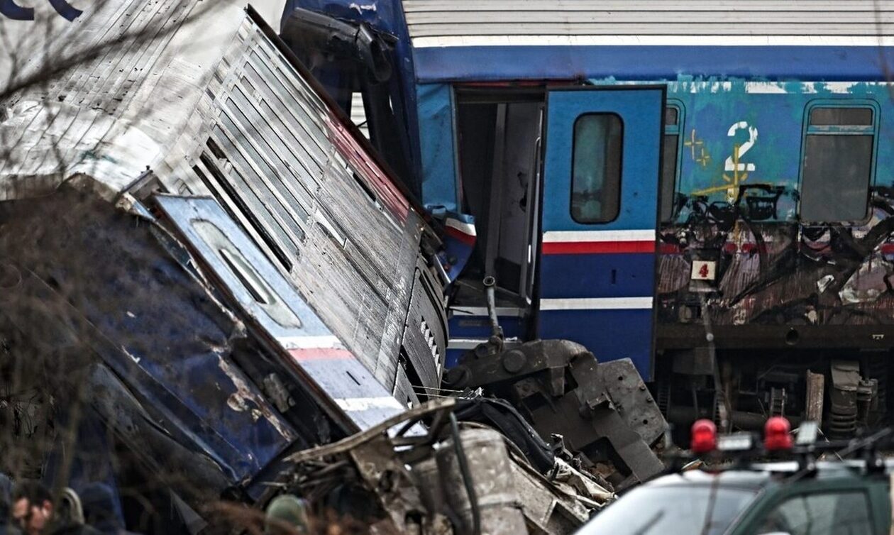 Τέμπη: Ποινική δίωξη σε τέσσερα στελέχη του ΟΣΕ