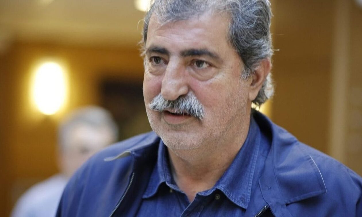 O Πολάκης «είδε» πολύ κόσμο στη συγκέντρωση Κασσελάκη στα Χανιά – «Παίρνει μορφή χιονοστιβάδας»