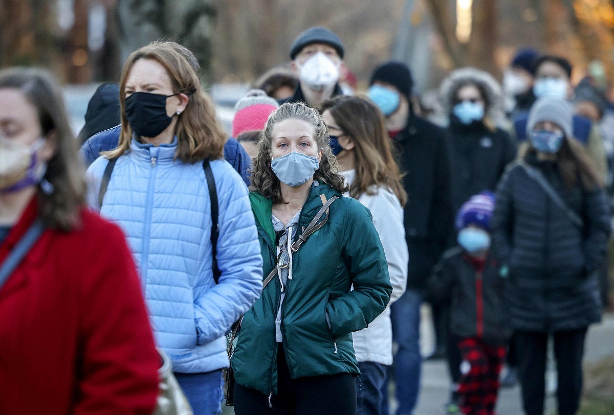 ΕΟΔΥ: 39 θάνατοι από Covid-19, 25 ασθενείς διασωληνωμένοι – Πέντε κρούσματα της νέας παραλλαγής Pirola