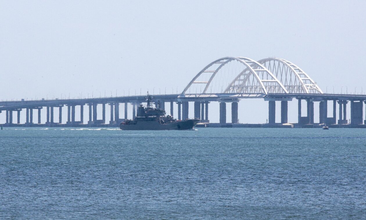 Οι ρωσικές δυνάμεις κατέστρεψαν ουκρανικό ναυτικό drone στην Κριμαία