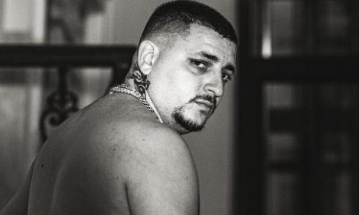 Mad Clip: «Εύχομαι να είσαι περήφανος για εμένα» γράφει η αδερφή του δύο χρόνια μετά τον θάνατο του